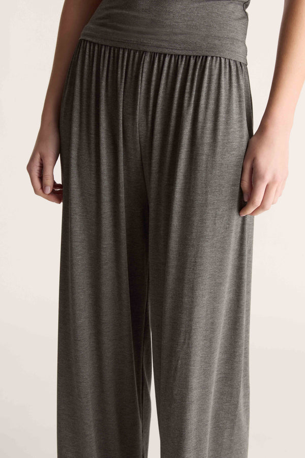 Recline Pant in Charcoal