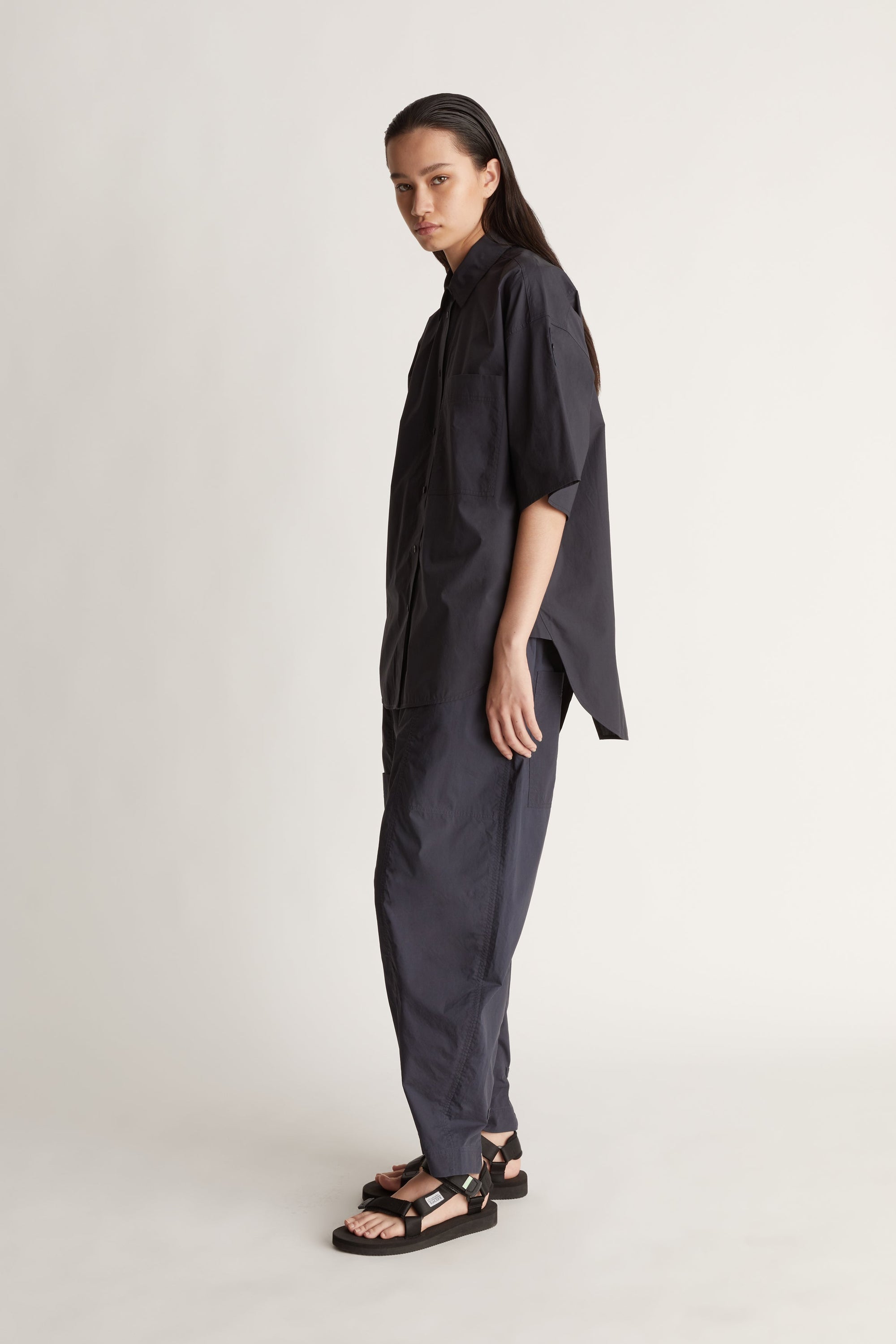 LM Poplin SS Shirt in Navy