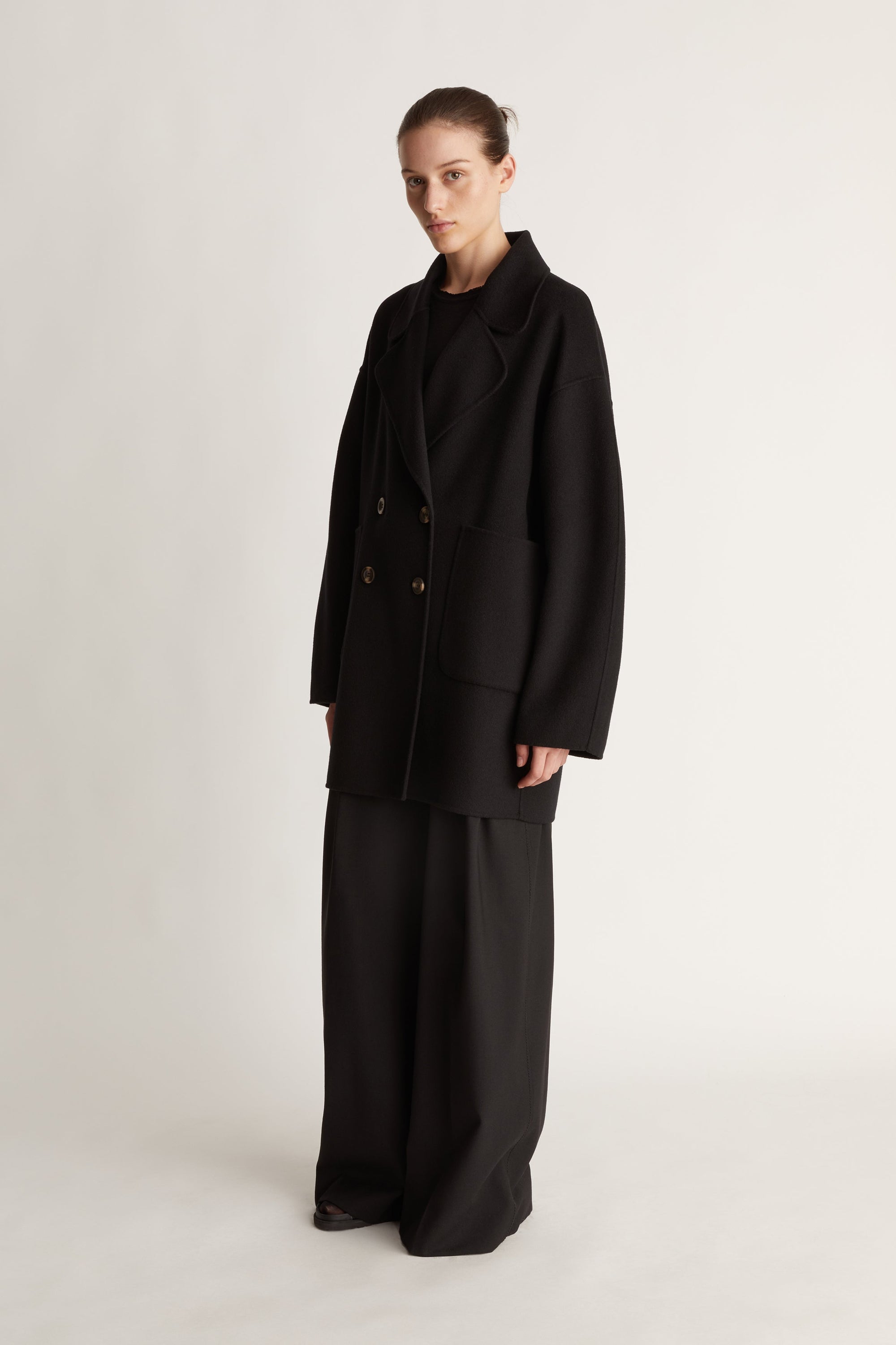 Florentine Cashmere Pea Coat in Black